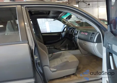 2004 Toyota 4Runner Sr5 V6 z USA, uszkodzony, nr VIN JTEZU14R940021845